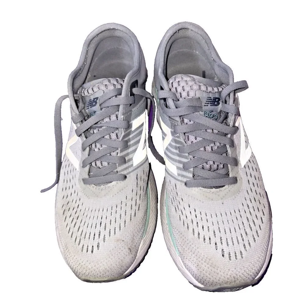 New‎ Balance 860 Ladies 8.5 Sneakers